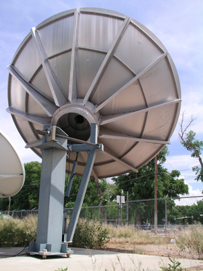 Satellite antenna vsat terminal